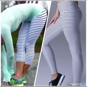 Scorpio Sol cropped gym leggings